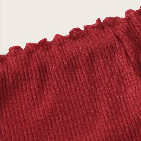 Rib Knit Lettuce Edge Long Sleeve Crop Top Red - Picture 4 of 5